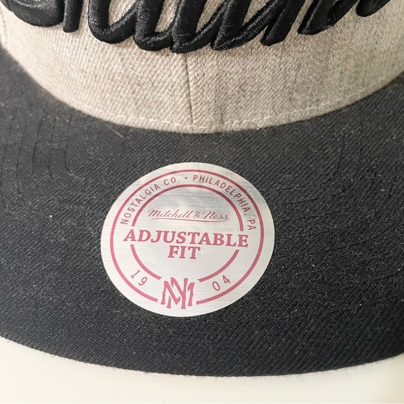 Boston Bruins Snapback Hat Mitchell & Ness Cap NHL - Picture 3 of 16